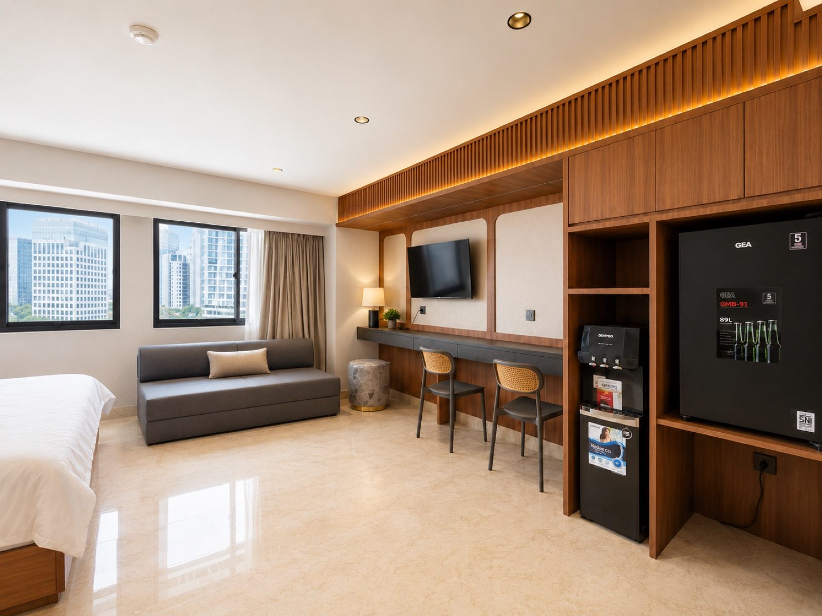 Studio Spacious interior